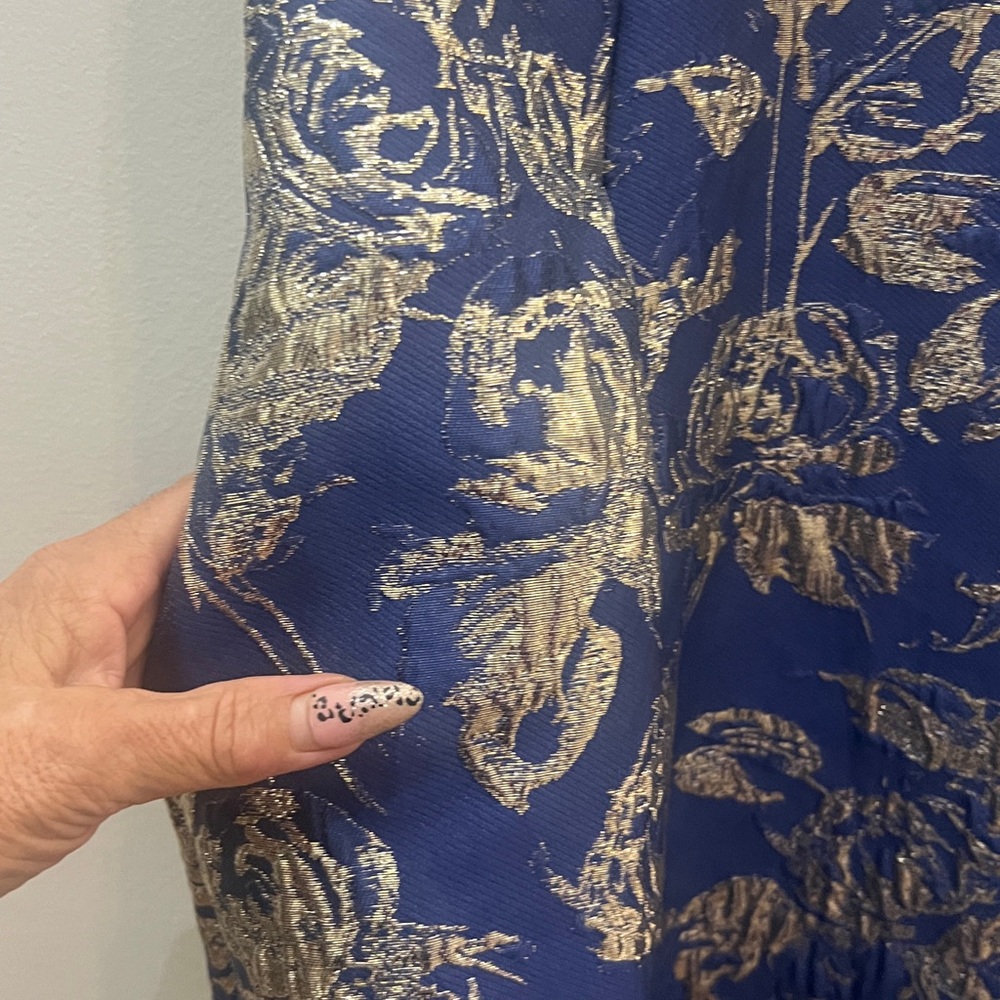 Aidan Aiden Mattox jacquard fit and flare sleeveless V-Neck long gown - Picture 8 of 8